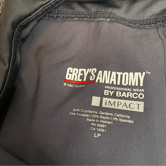 Grey’s Anatomy by Barco Impact Scrubs 2 Pair Bundle - Picture 15 of 15